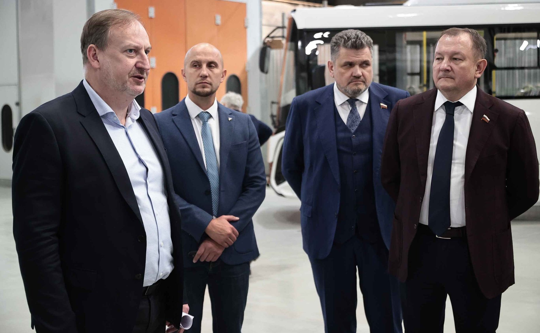 Сенаторы РФ посетили Сибирский автобусный завод в Ульяновске