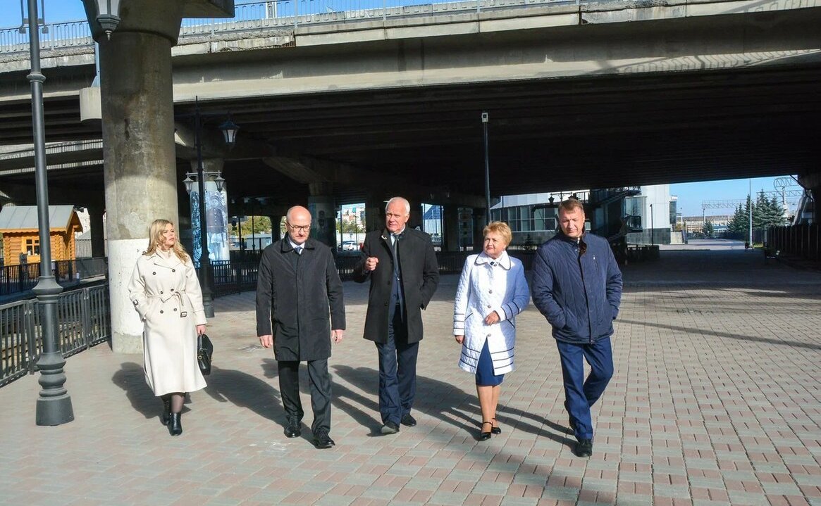 Сенатор РФ Олег Цепкин посетил Центр исторического наследия ЮУЖД