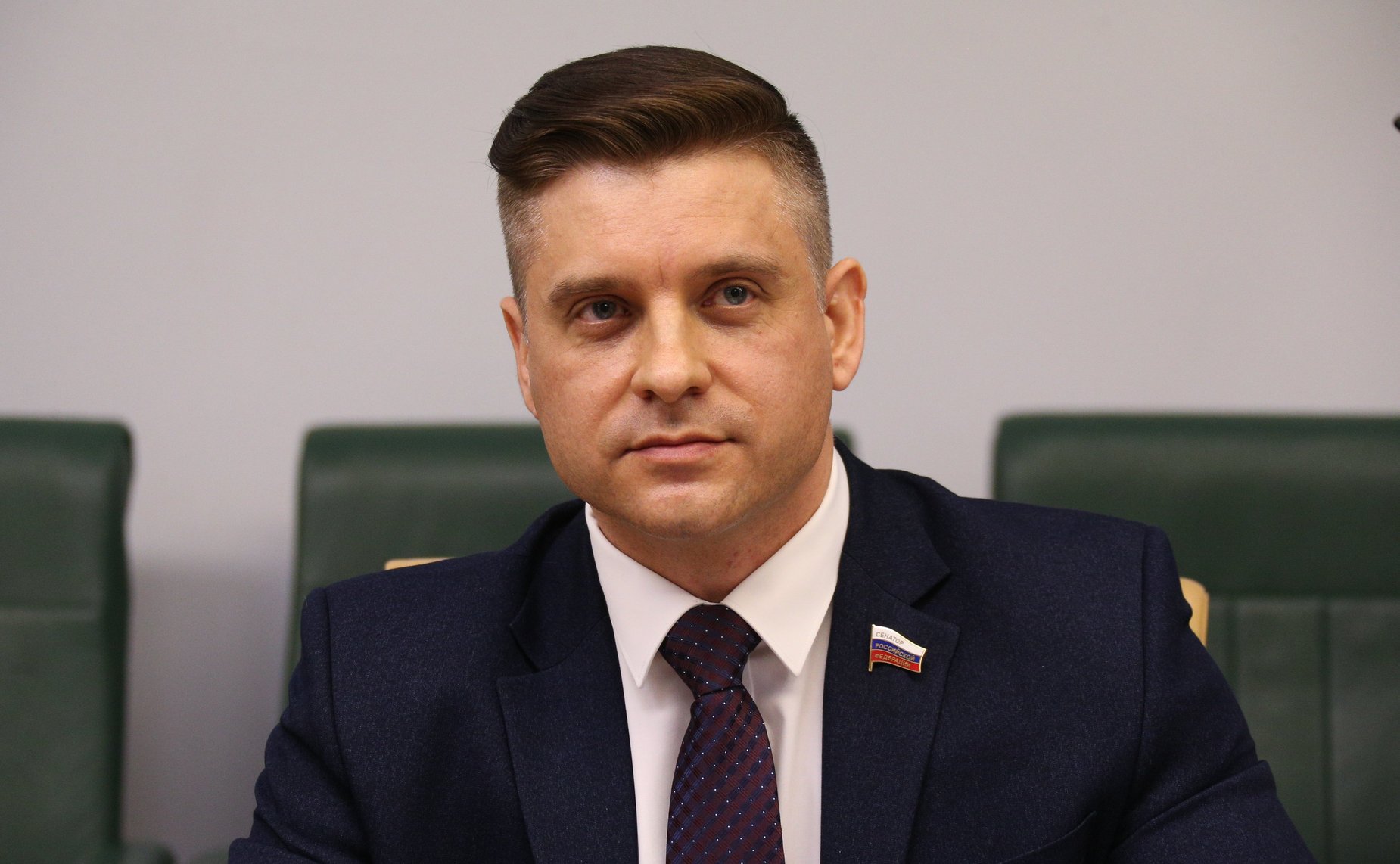 Юрий Архаров