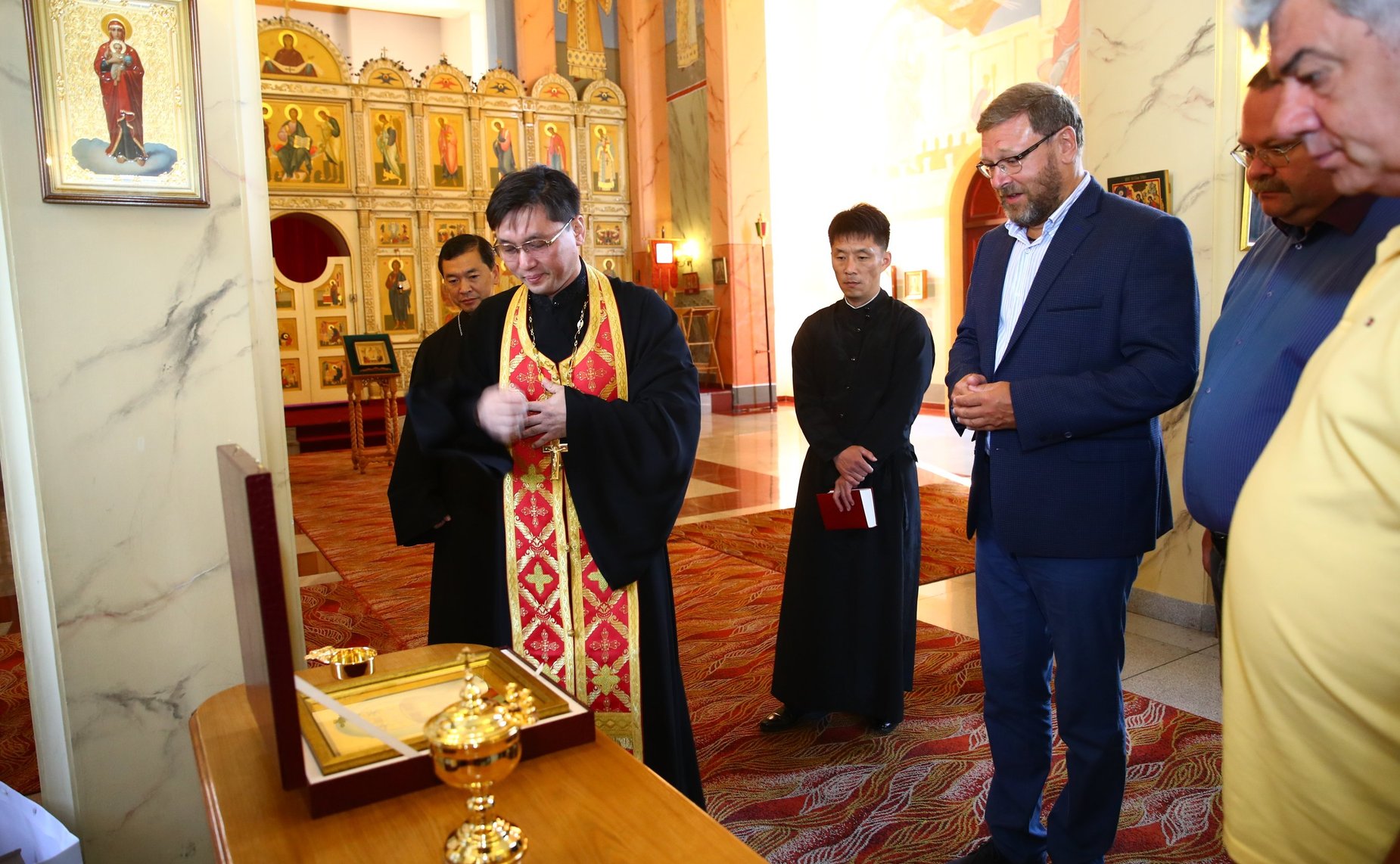 Посещение Храма Святой Живоначальной Троицы в Пхеньяне