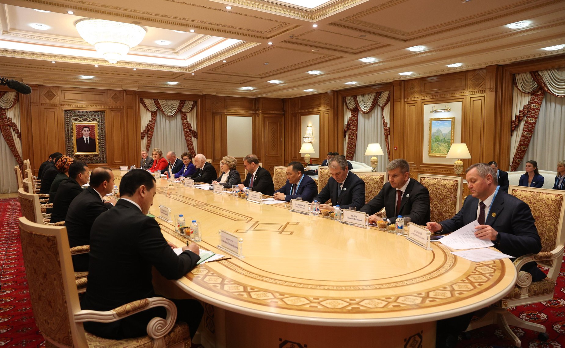 Встреча Председателя Совета Федерации Валентины Матвиенко с Председателем Меджлиса Милли Генгеша Туркменистана Гульшат Маммедовой