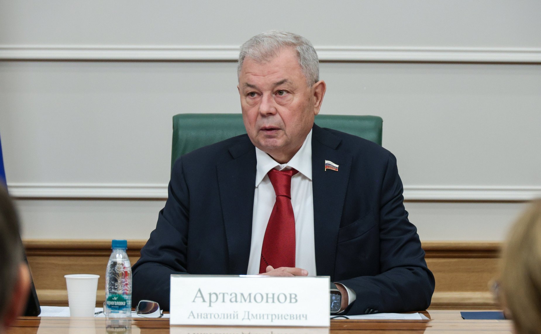 Анатолий Артамонов