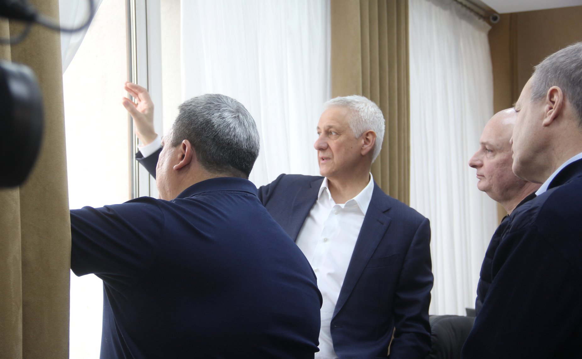 Сенаторы РФ посетили в Магнитогорске объекты промышленной и городской инфраструктуры