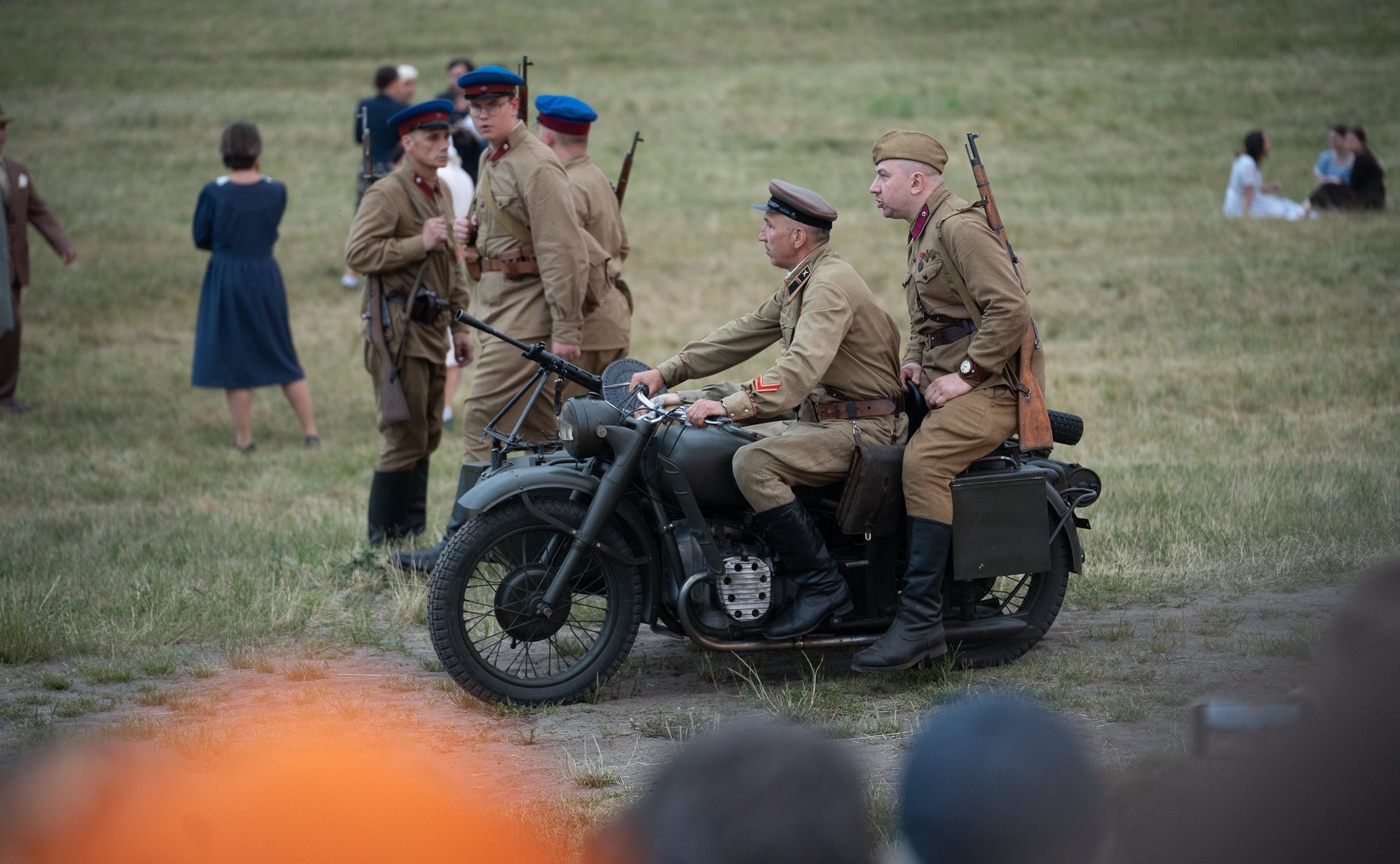 Участники проекта «Поезд Памяти» стали зрителями исторической реконструкции обороны Брестской крепости