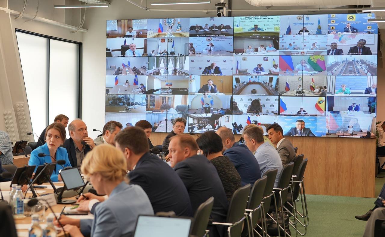 Председатель Комитета СФ по бюджету и финансовым рынкам Анатолий Артамонов принял участие в заседании комиссии Государственного Совета РФ по направлению «Экономика и финансы»