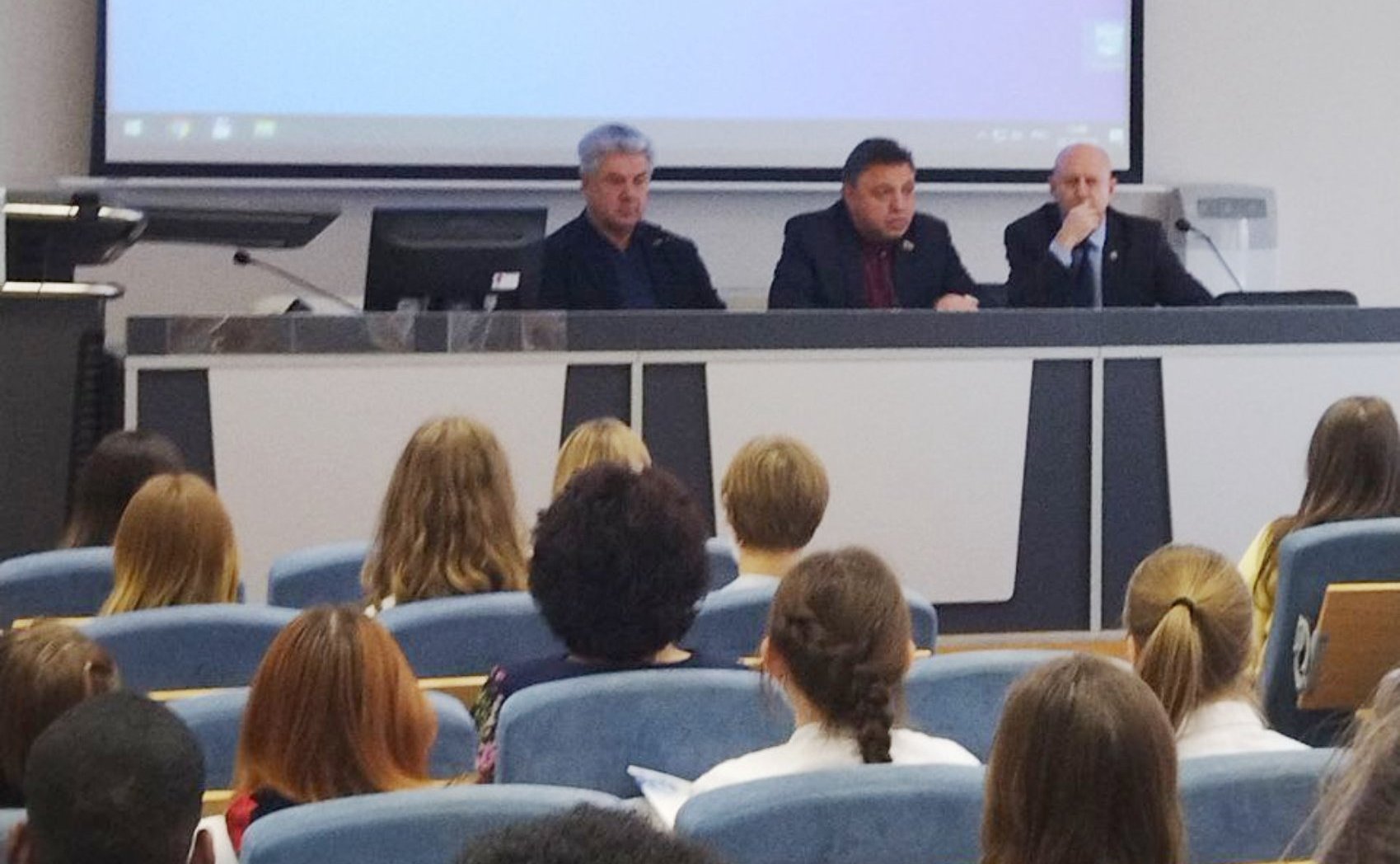 Вячеслав Тимченко и Виктор Бондарев посетили Кировский государственный медицинский университет