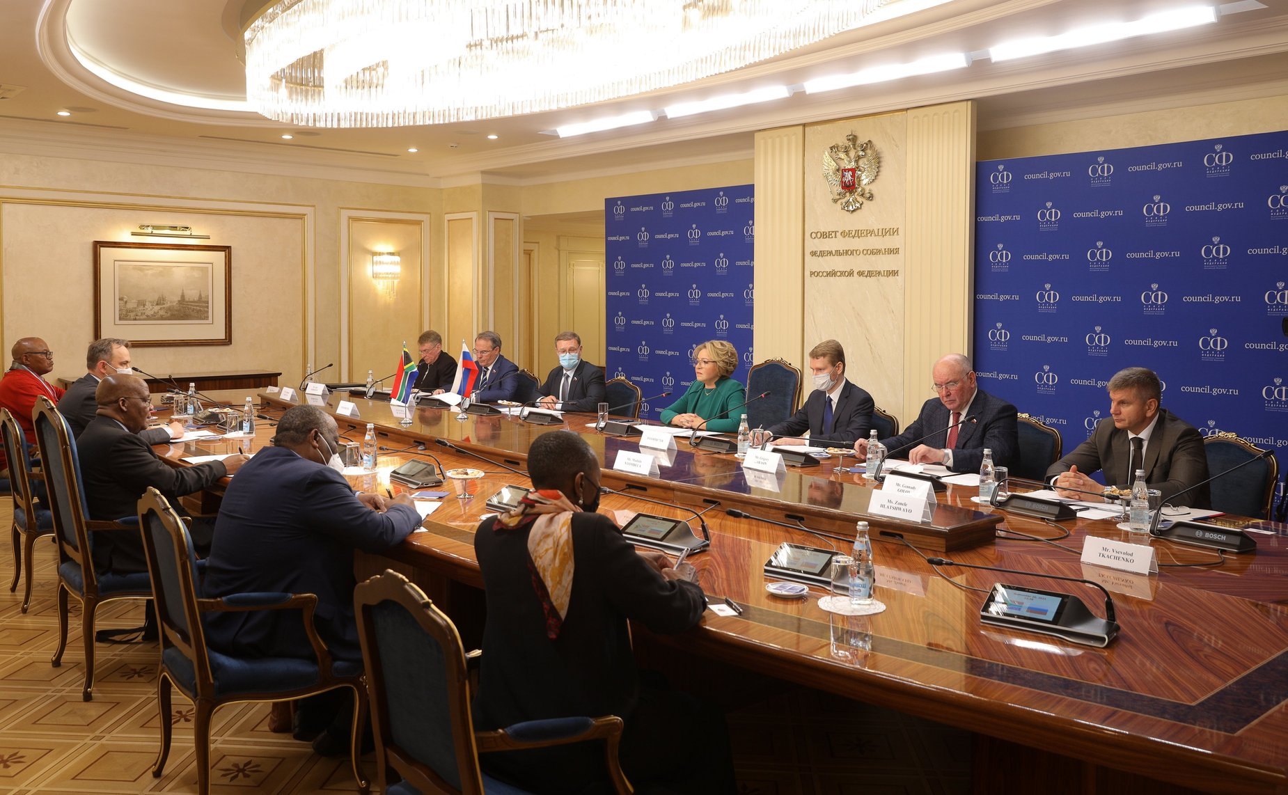 Встреча Председателя Совета Федерации Валентины Матвиенко с Председателем Национального совета провинций Парламента Южно-Африканской Республики Амосом Масондо