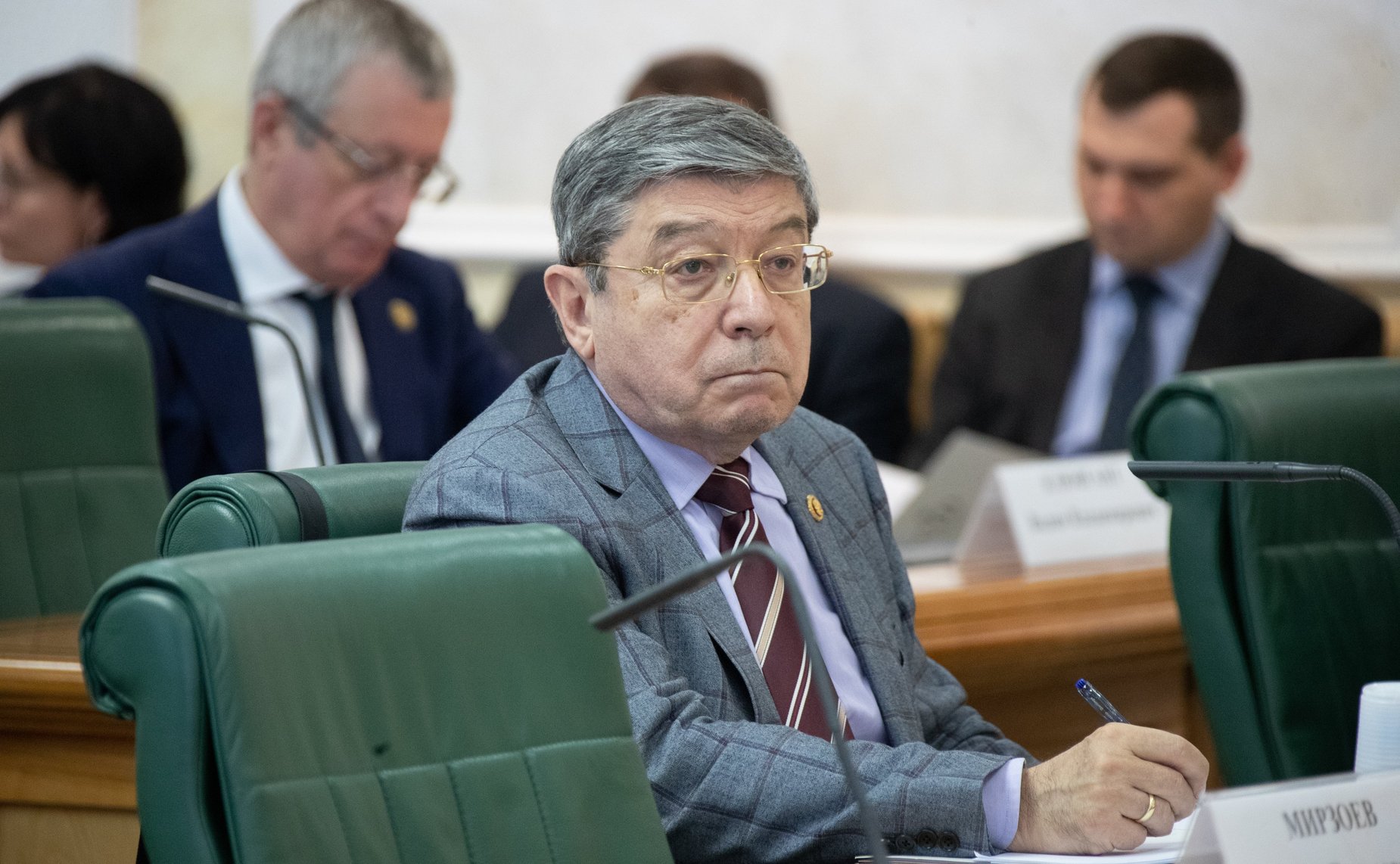 «Круглый стол» на тему «Взаимодействие институтов гражданского общества и органов судейского сообщества в контексте обеспечения конституционных ценностей»