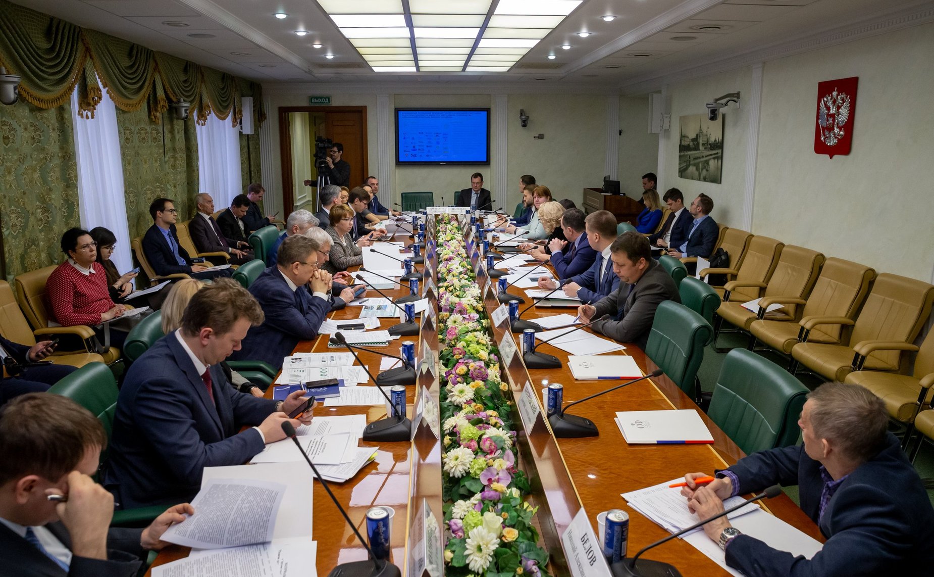 «Круглый стол» на тему «Развитие высокотехнологичных отраслей переработки алюминия как один из факторов развития национальной экономики»