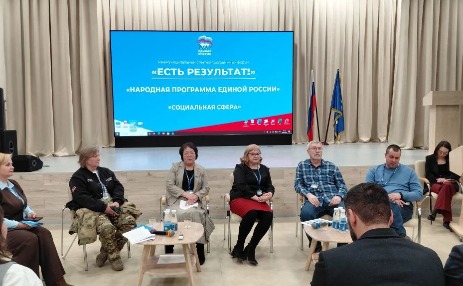 Баир Жамсуев в рамках региональной недели посетил Цугольский дацан, где оценил ход ремонтно-реставрационных работ в Согчен дугане