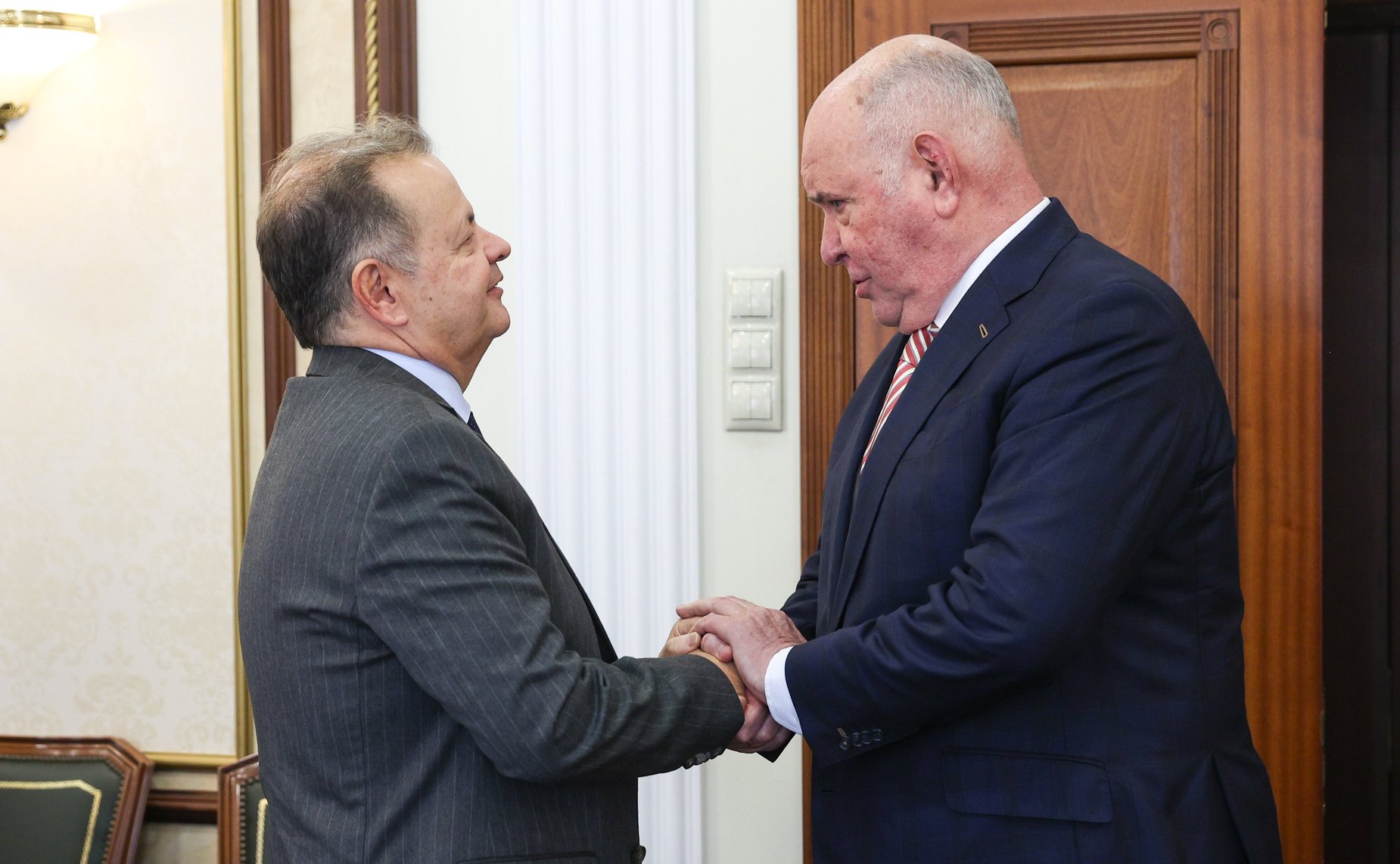 Председатель Комитета СФ по международным делам Григорий Карасин провел встречу с Послом Бразилии в России Родриго Соаресом