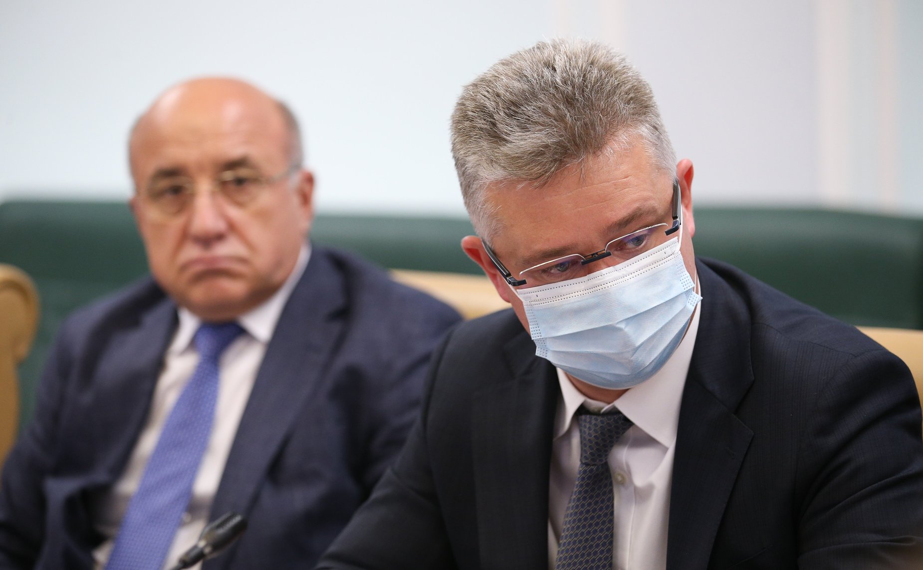 Парламентские слушания на тему «О реализации долгосрочной программы развития открытого акционерного общества «Российские железные дороги» до 2025 года»