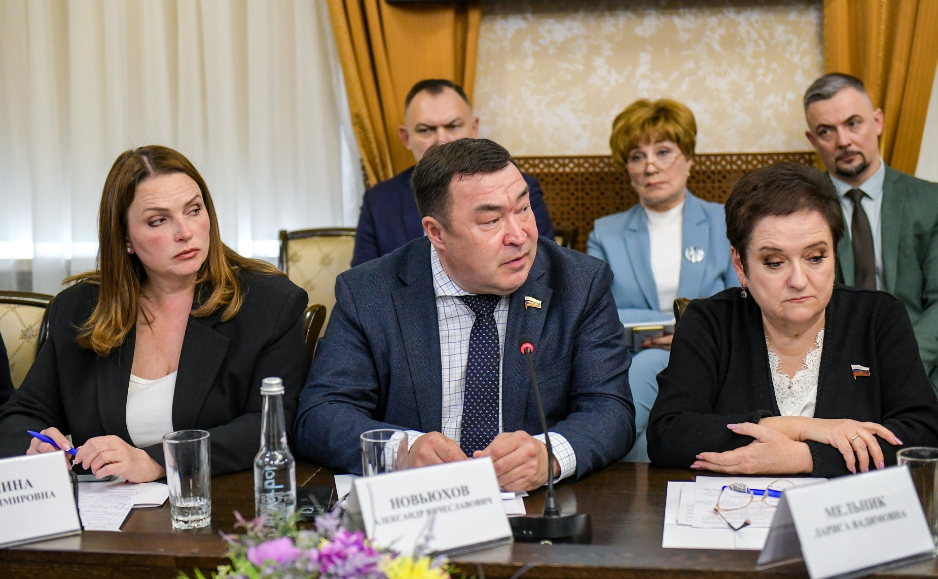 Вячеслав Тимченко провел расширенное заседание по вопросам контрольно-надзорной деятельности в Республике Хакасия
