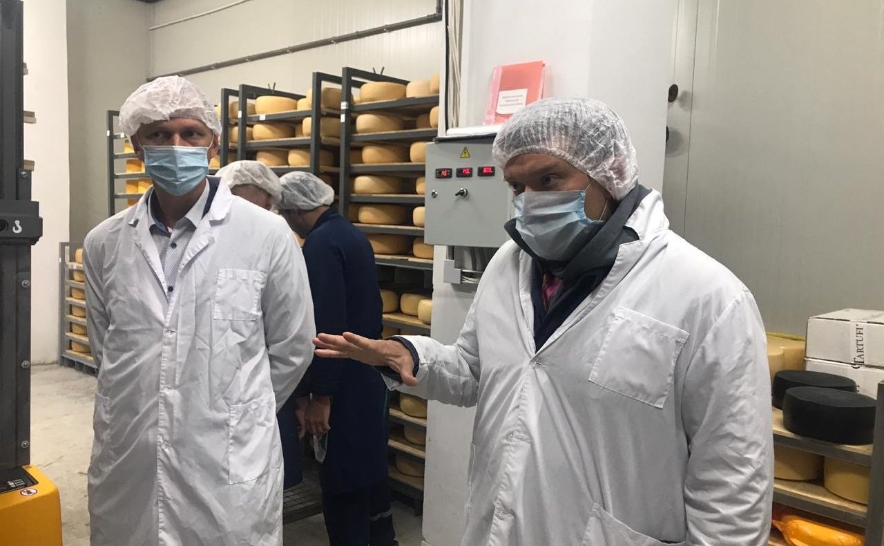 Николай Журавлев посетил производства костромских сыроделов