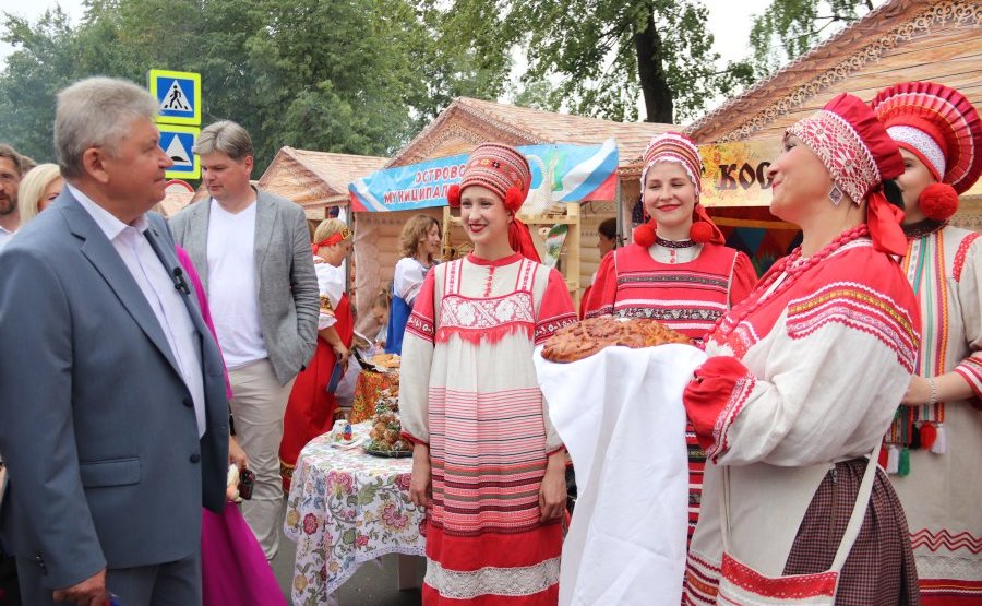 В Костроме прошёл гастрономический фестиваль, объединивший лучших сыроделов страны