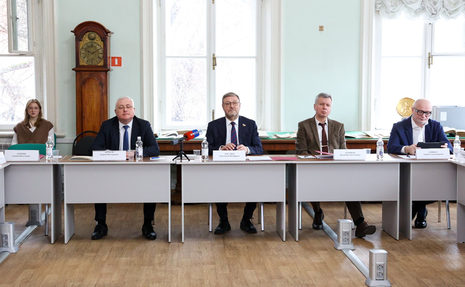 Первое заседание в рамках «Сенатских чтений» на тему «От Вече до Правительствующего сената: предыстория российского парламентаризма»