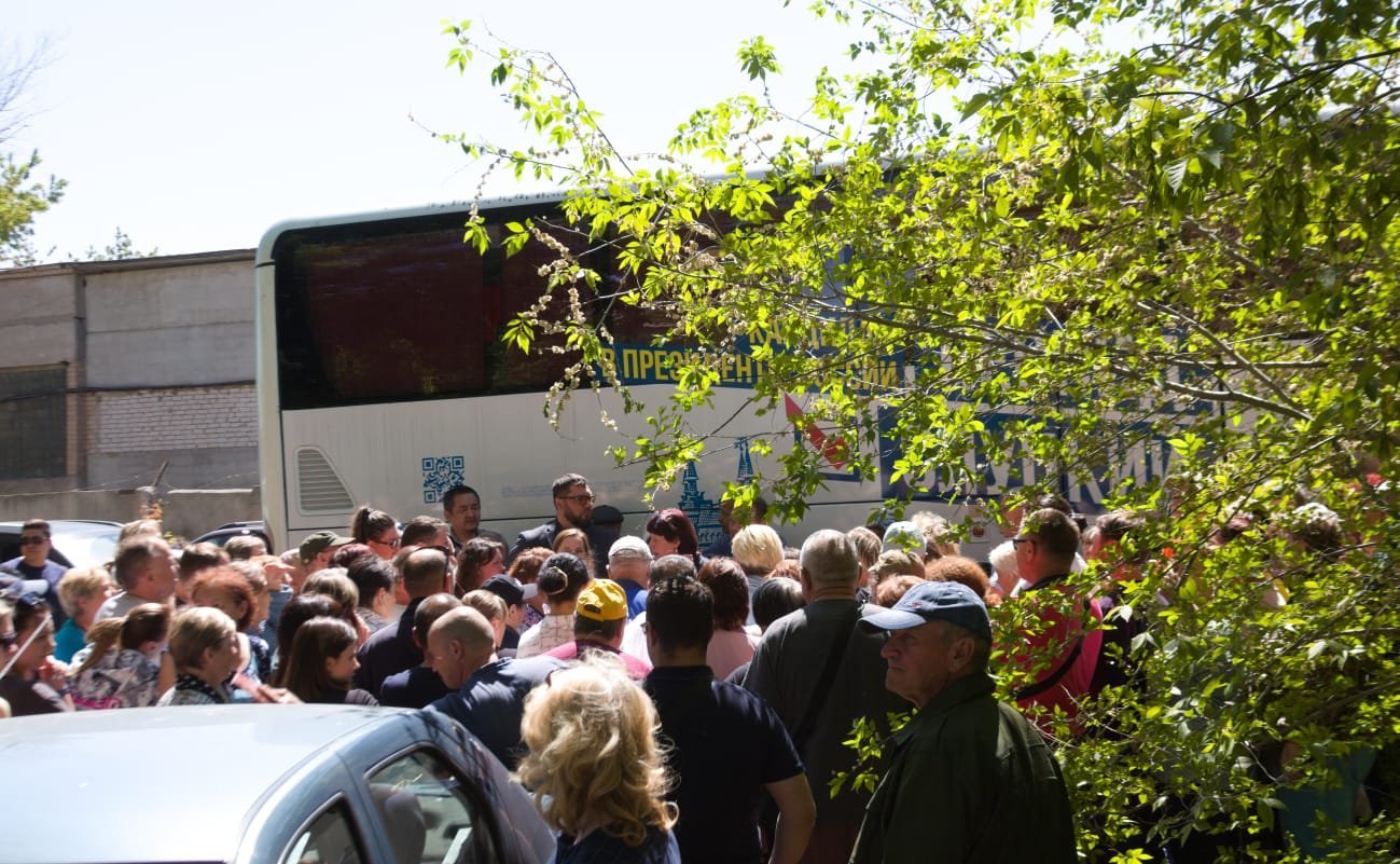 Елена Афанасьева встретила гуманитарный груз ЛДПР для пострадавших от паводка оренбуржцев