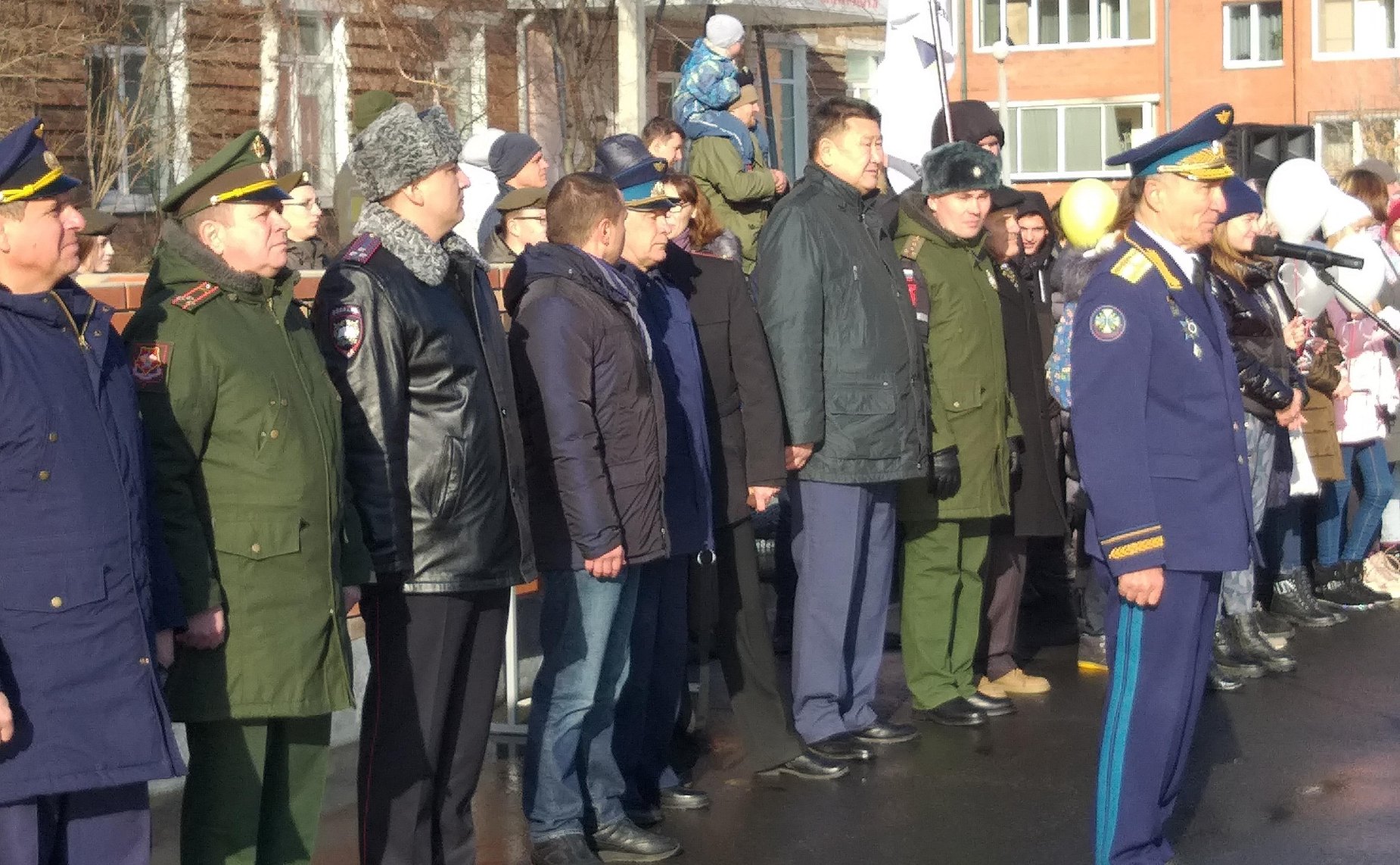 Вячеслав Мархаев принял участие в торжественном мероприятии, посвященном вступлению юных новобранцев в ряды «Юнармии»