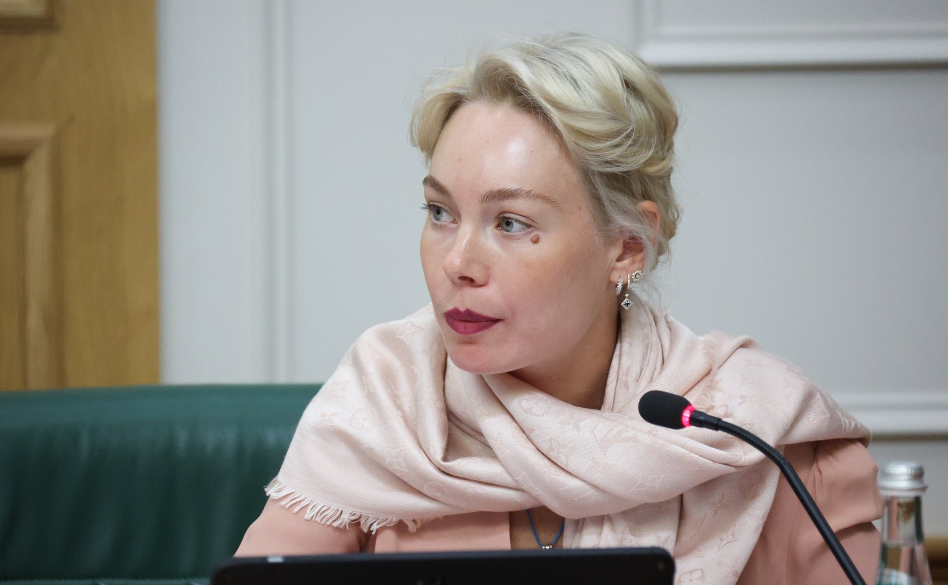 Совещание Комитета Совета Федерации по федеративному устройству, региональной политике, МСУ и делам Северана тему «Газификация и ее производные: газохимия и нефтехимия как драйвер роста экономики Дальневосточного федерального округа»