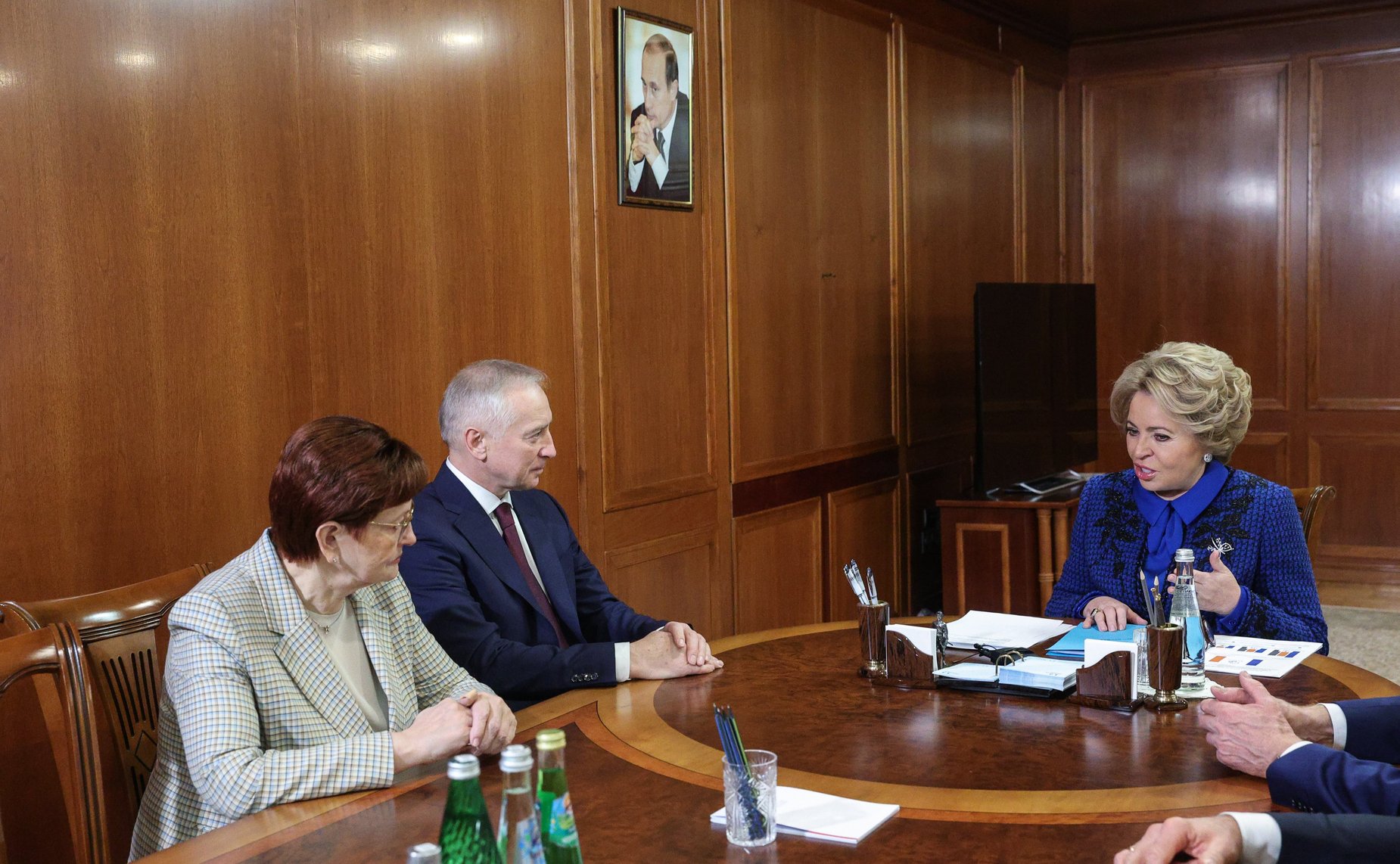 Валентина Матвиенко провела встречу с губернатором Томской области Владимиром Мазуром