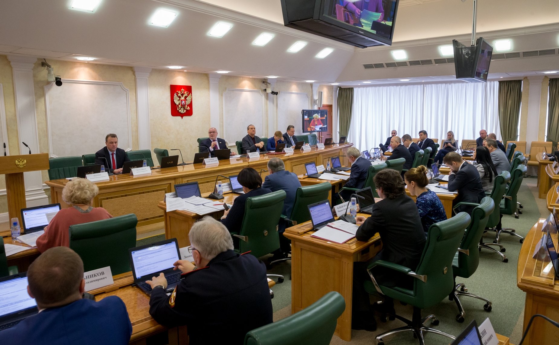 Заседание Комитета СФ по конституционному законодательству и государственному строительству