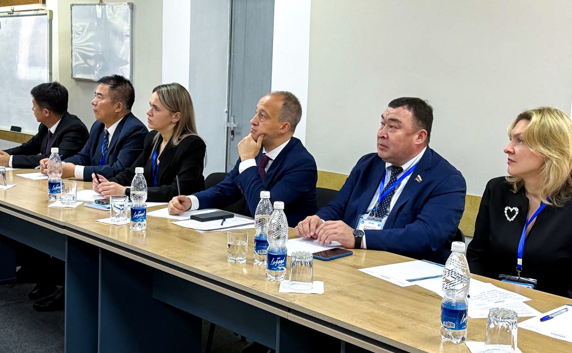 Рабочий визит делегации Совета Федерации для наблюдения за проведением парламентских выборов в Киргизии