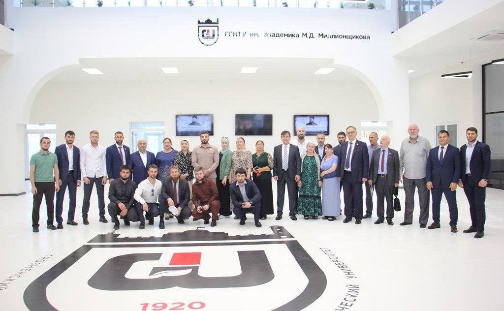 Торжественное открытие главного учебного корпуса Грозненского государственного нефтяного технического университета имени академика М.Д. Миллионщикова (ГГНТУ)