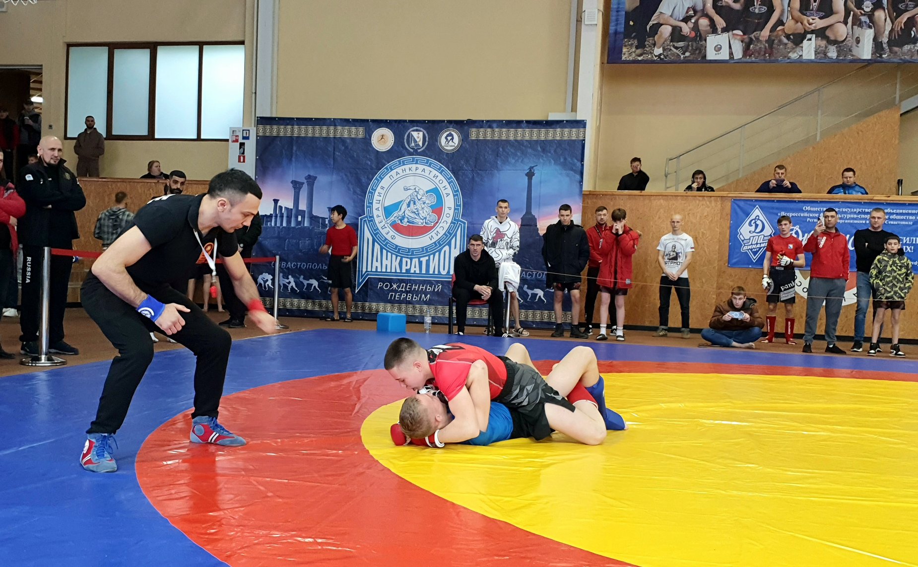 Сергей Колбин принял участие в церемонии торжественного открытия чемпионата и первенства Южного федерального округа по спортивной борьбе панкратион