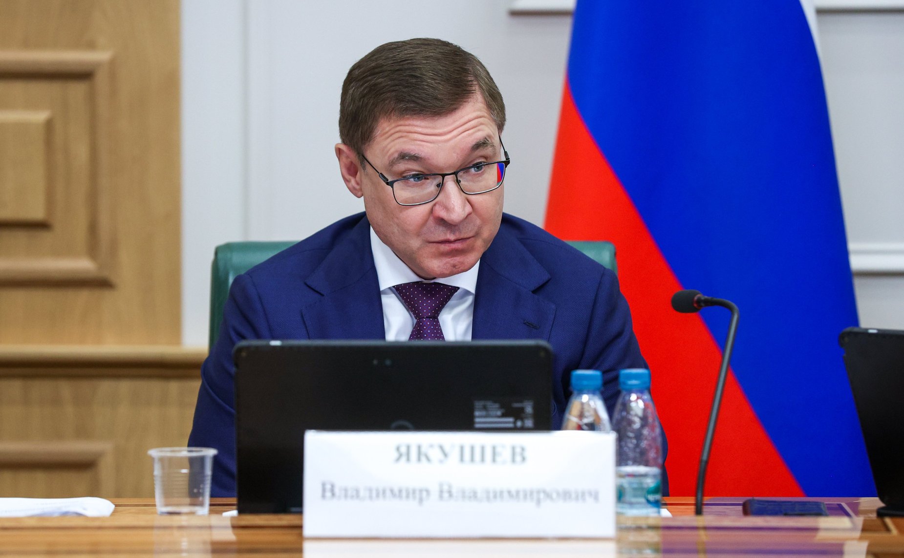 Владимир Якушев