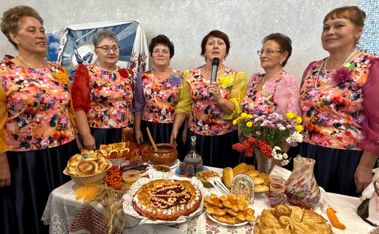 Елена Перминова в рамках работы в регионе приняла участие в губернском собрании «Селянка — 2025»