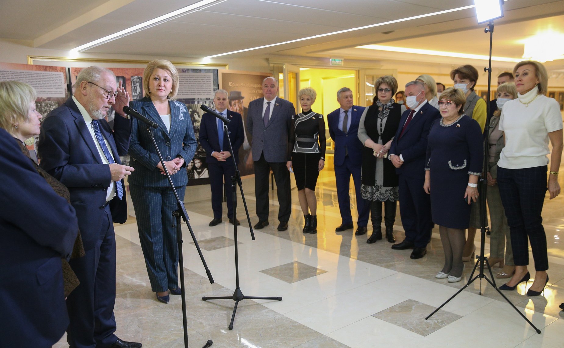 Открытие в Совете Федерации выставки, посвященной 100-летию со дня рождения Юрия Никулина