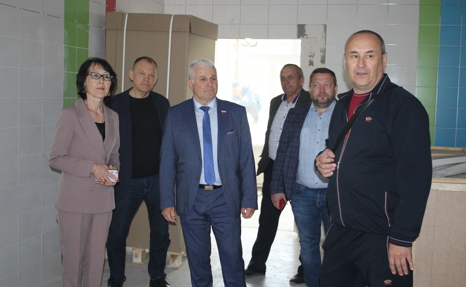 Сергей Мартынов оценил ход капитального ремонта в школах Параньгинского района