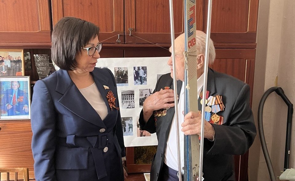 Наталья Котова в преддверии 80-летнего юбилея дня Великой Победы встретилась с ветераном Великой Отечественной войны
