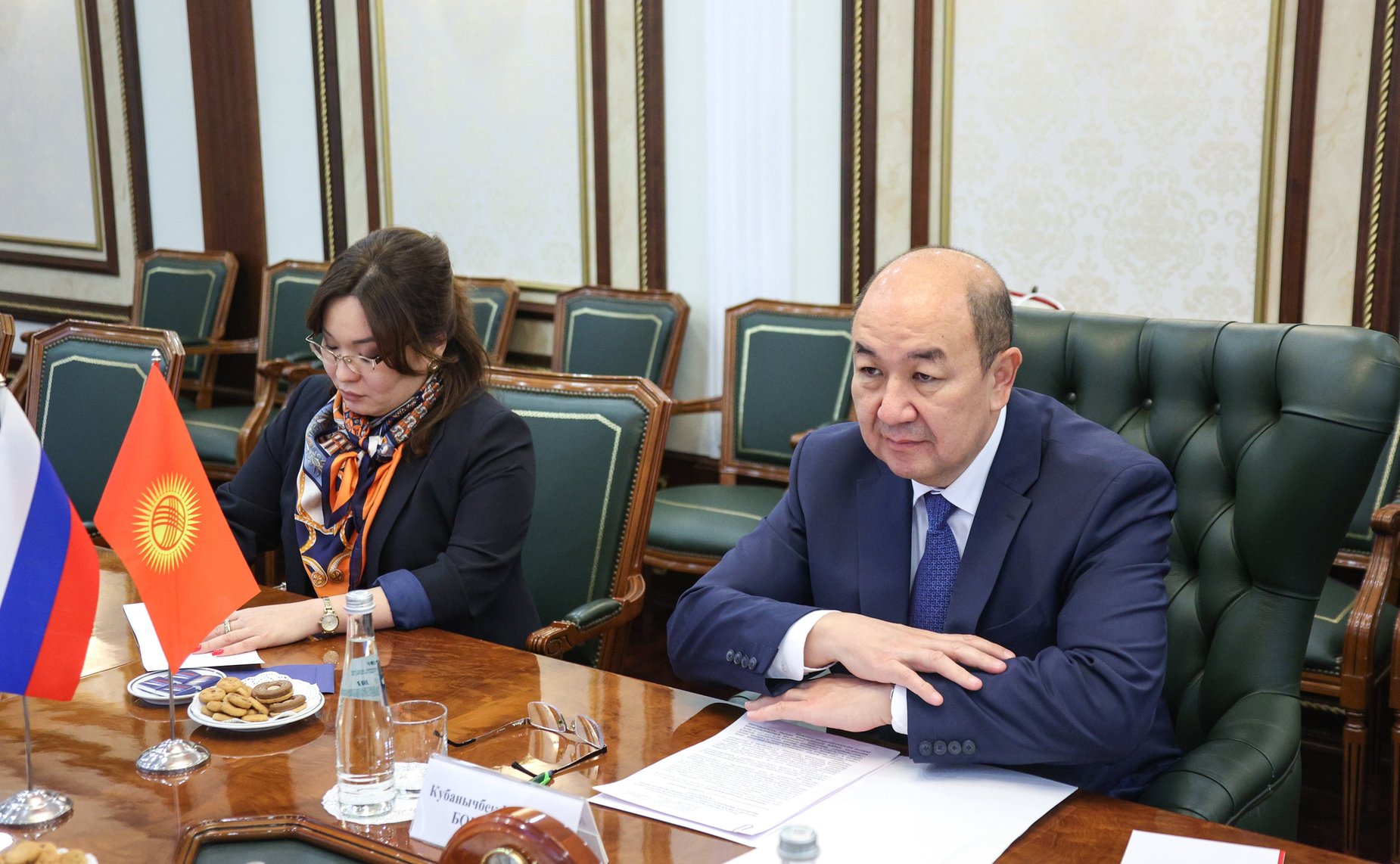 Встреча председателя Комитета Совета Федерации по международным делам Григория Карасина с Чрезвычайным и Полномочным Послом Киргизской Республики в РФ