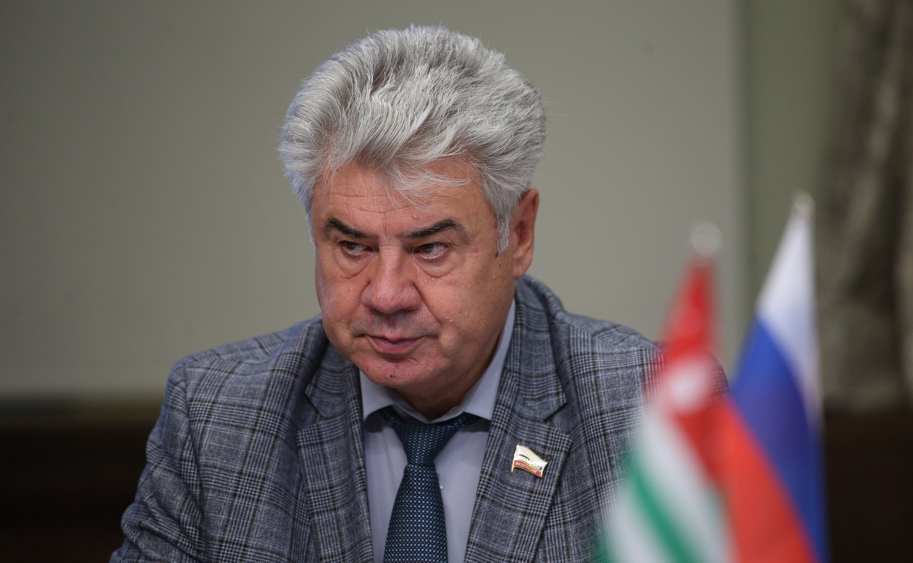 Виктор Бондарев