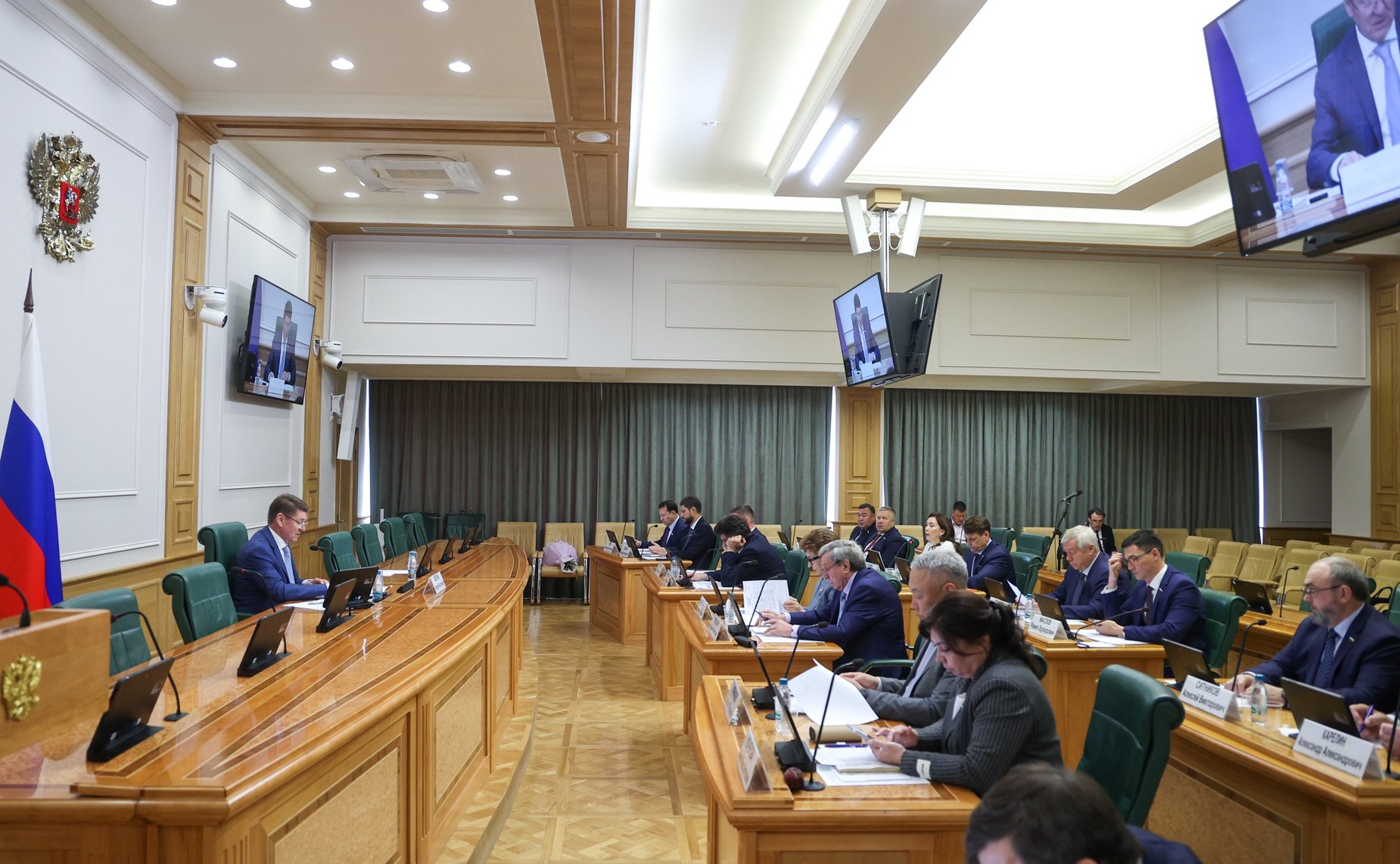 Заседание Комитета Совета Федерации по федеративному устройству, региональной политике, местному самоуправлению и делам Севера