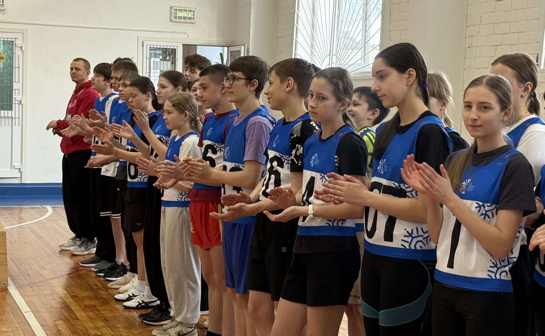 Елена Дягилева в ходе работы в регионе приняла участие в торжественной церемонии открытия физкультурного мероприятия по национальным видам спорта в Ревде