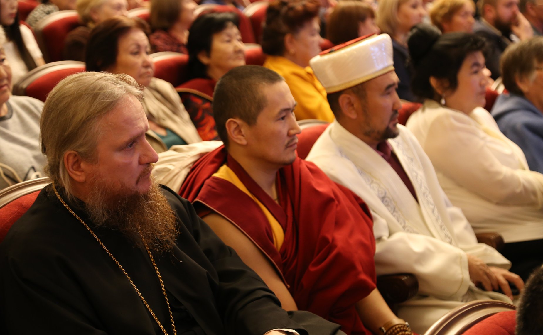 Татьяна Гигель в ходе рабочей командировки по региону приняла участие в торжественном мероприятии, посвященном 100-летию Ойротской автономной области