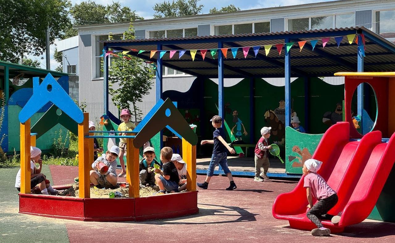 Айрат Гибатдинов проверил ход ремонта школ в Ульяновске