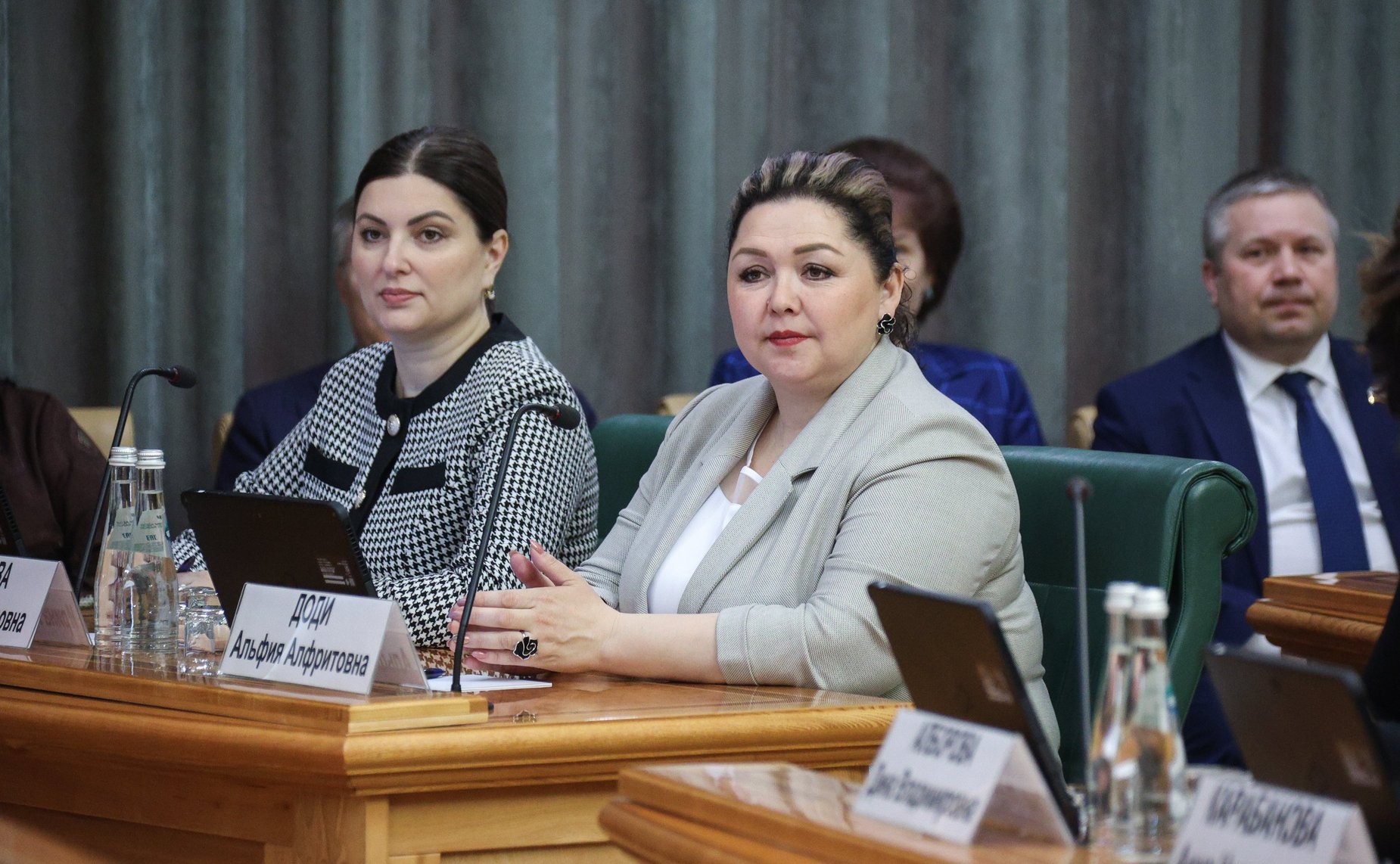 Валентина Матвиенко провела встречу с женщинами – главами муниципальных образований