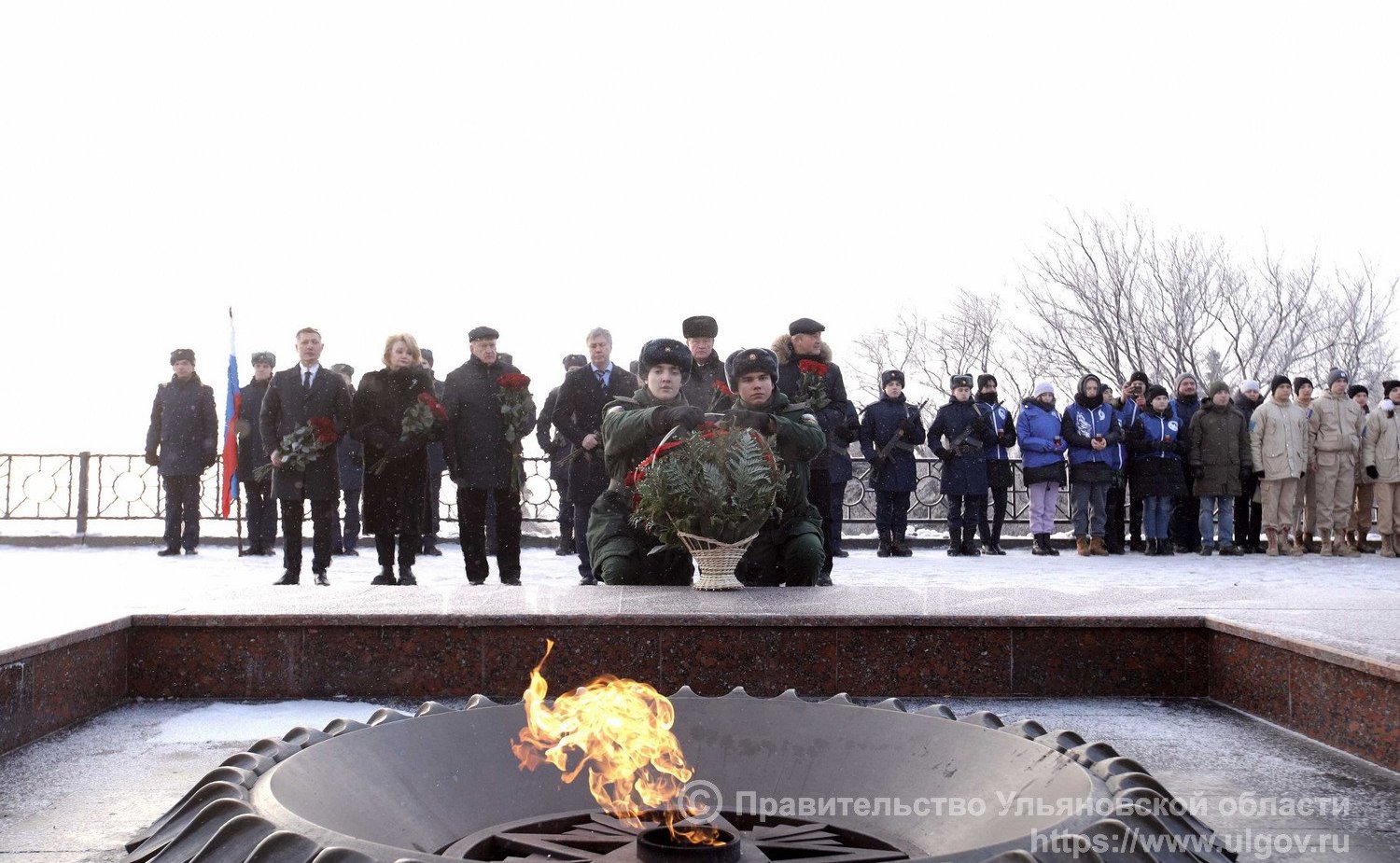 Сергей Рябухин в ходе своей рабочей поездки в регион принял участие в мероприятиях, посвященных Дню неизвестного солдата