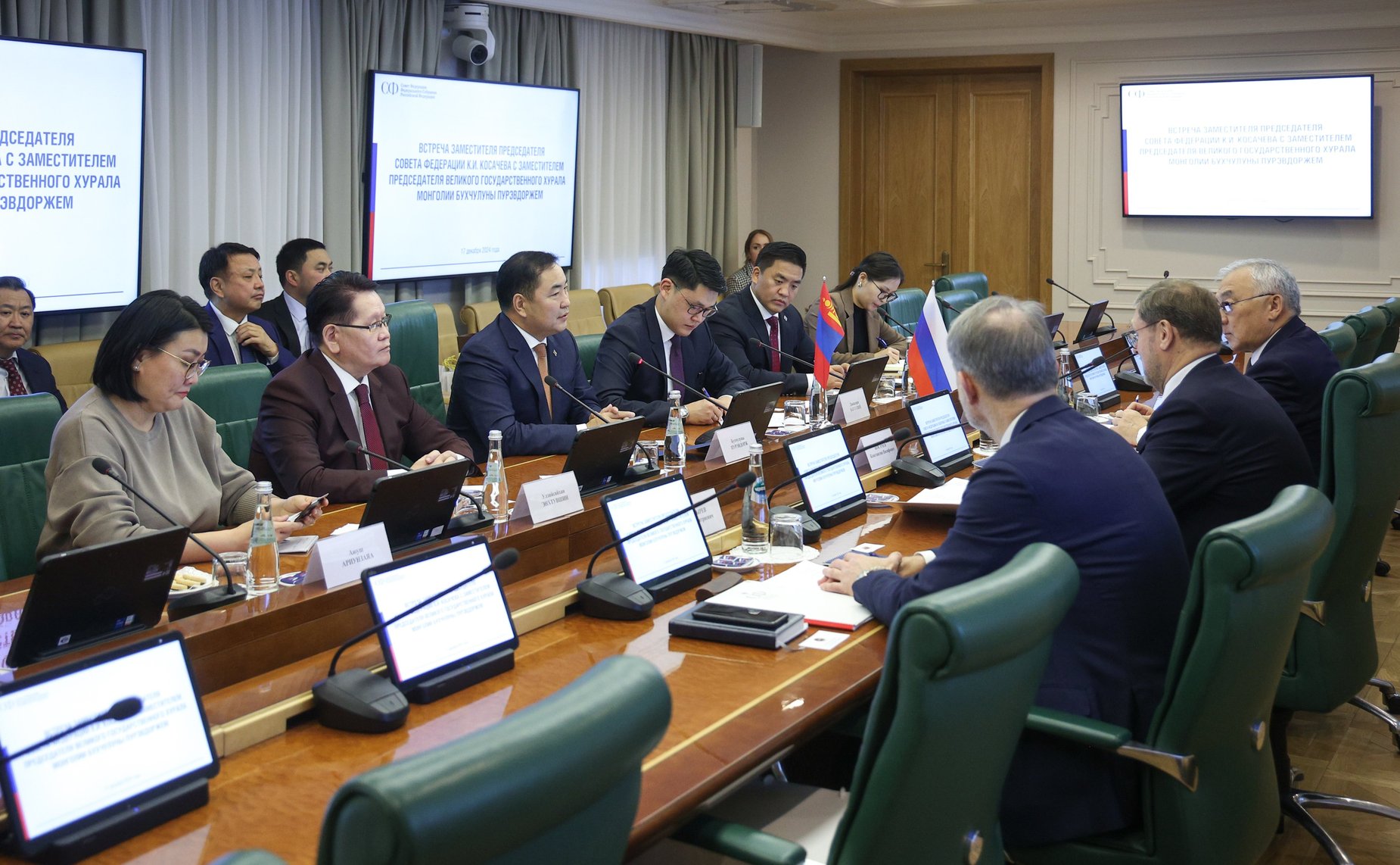 Встреча заместителя Председателя Совета Федерации Константина Косачева с заместителем Председателя Великого Государственного Хурала Монголии