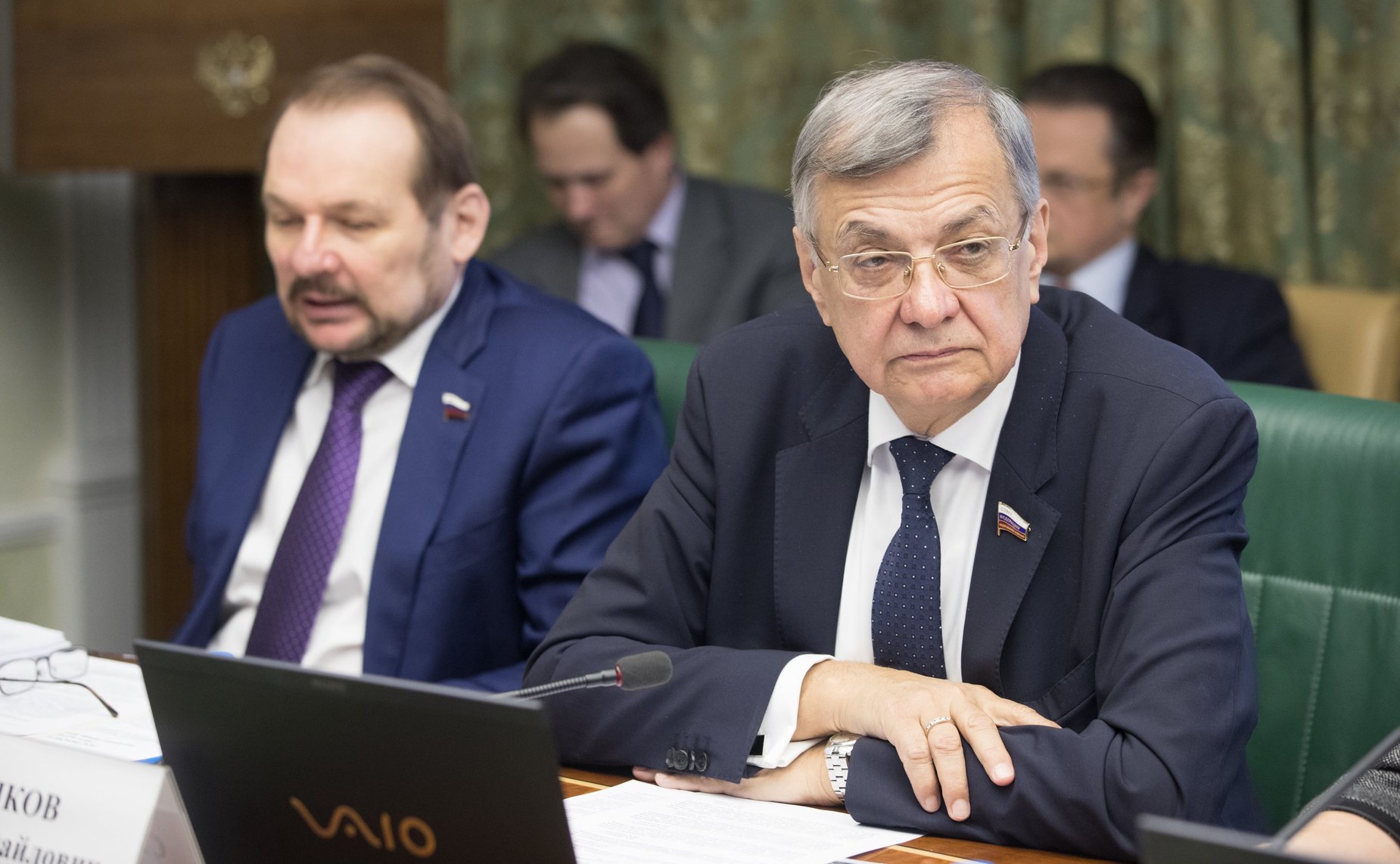 С. Белоусов и С. Жиряков