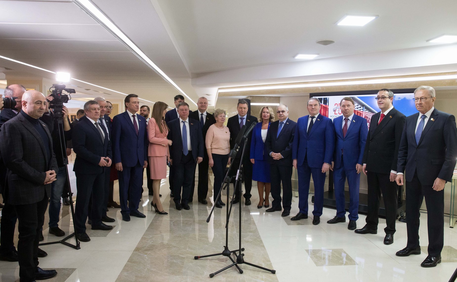 Открытие выставки «25 лет Московской городской Думе» с участием Председателя МГД А. В. Шапошникова