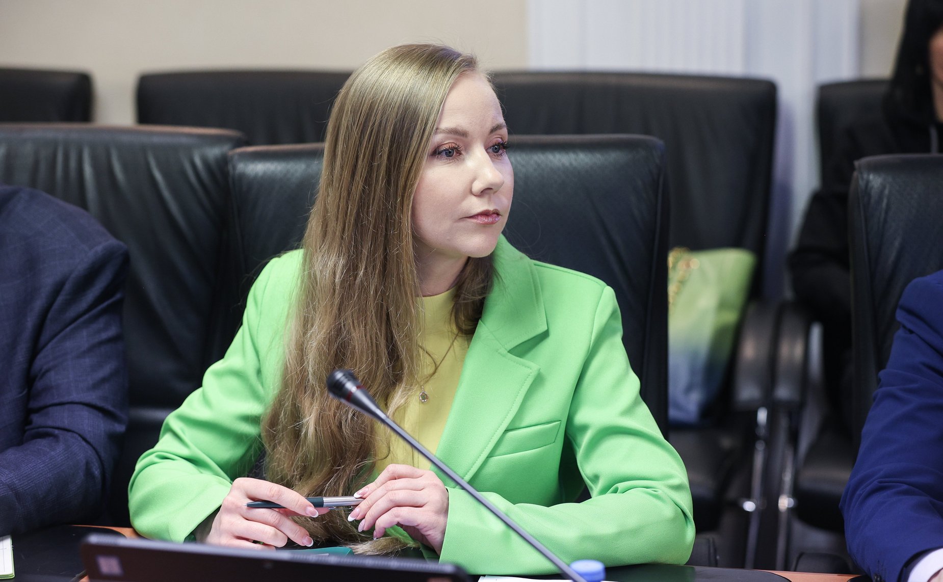 Парламентские слушания на тему «О реализации федерального проекта «Чистый воздух» национального проекта «Экология»