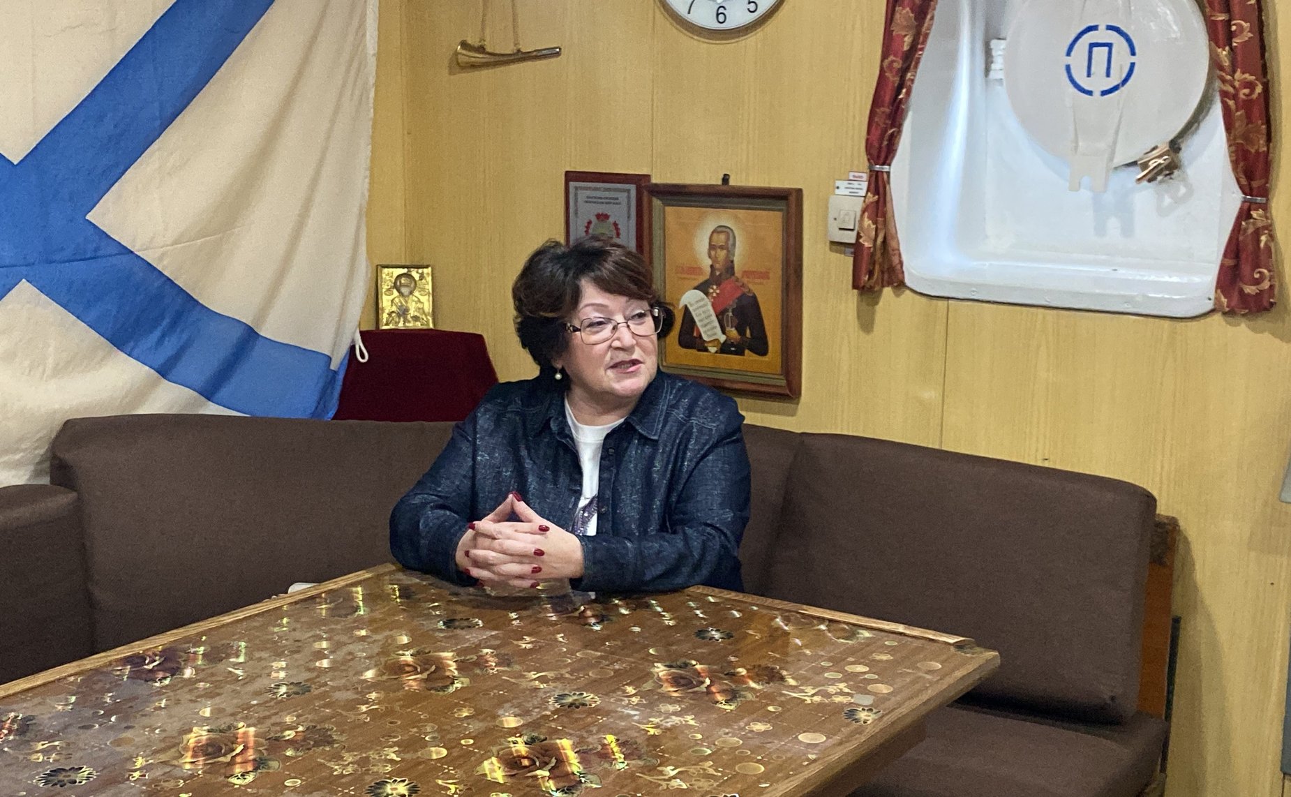 Людмила Талабаева в ходе поездки в регион встретилась с моряками — военнослужащими соединения надводных кораблей Тихоокеанского флота