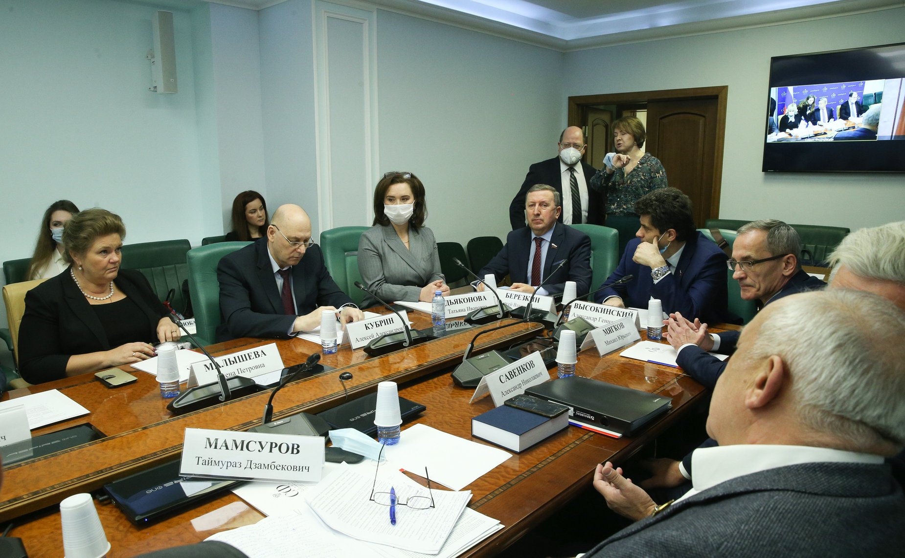 «Круглый стол» на тему «Отечественная история и информационная политика: как не допустить умаления значения подвига народа при защите Отечества»