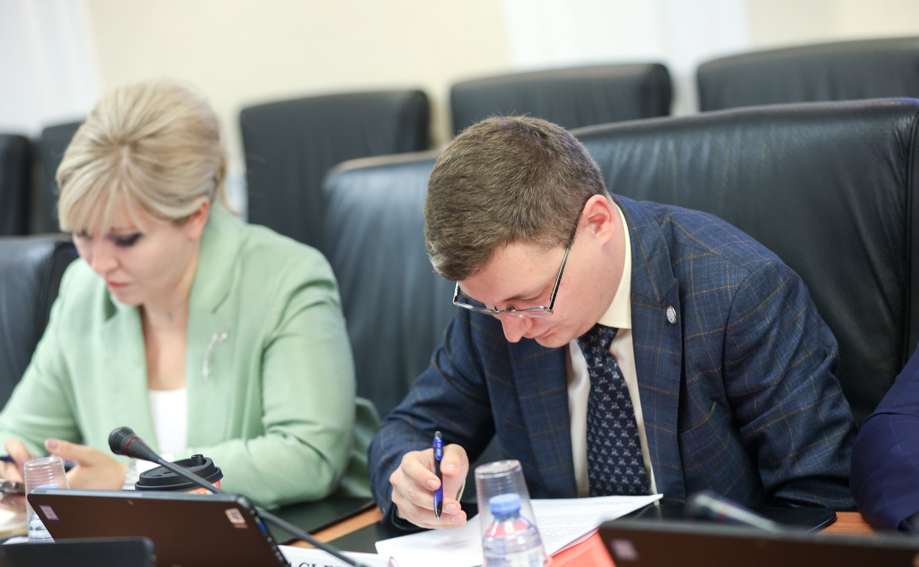 Круглый стол Комитета СФ по конституционному законодательству и госстроительству совместно с Советом по развитию цифровой экономики при СФ «Правовое регулирование функционирования систем искусственного интеллекта в РФ: вектор развития законодательства»