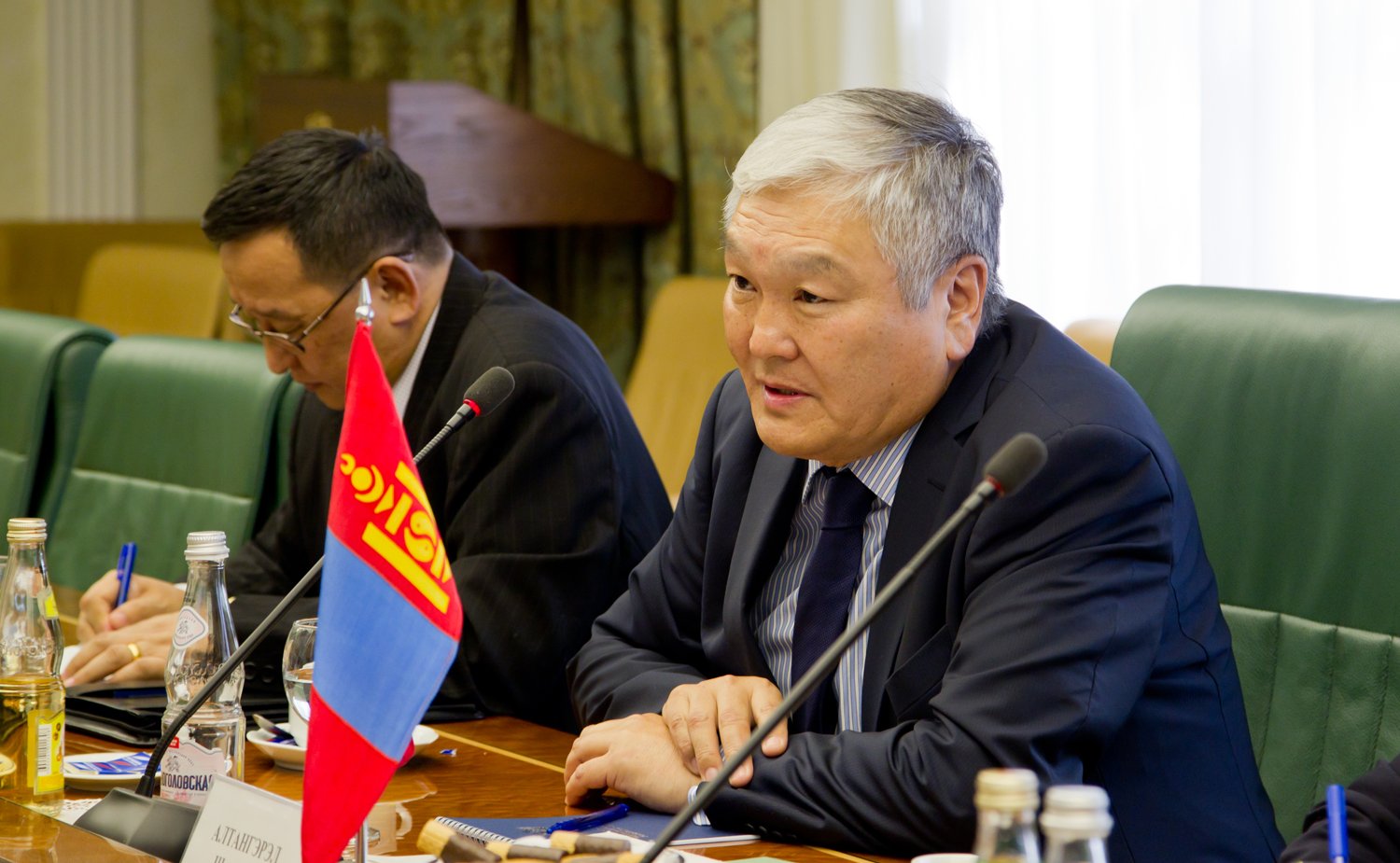 Встреча заместителя Председателя СФ А. Торшина с Чрезвычайным и Полномочным послом Монголии в России Ш. Алтангэрэлом