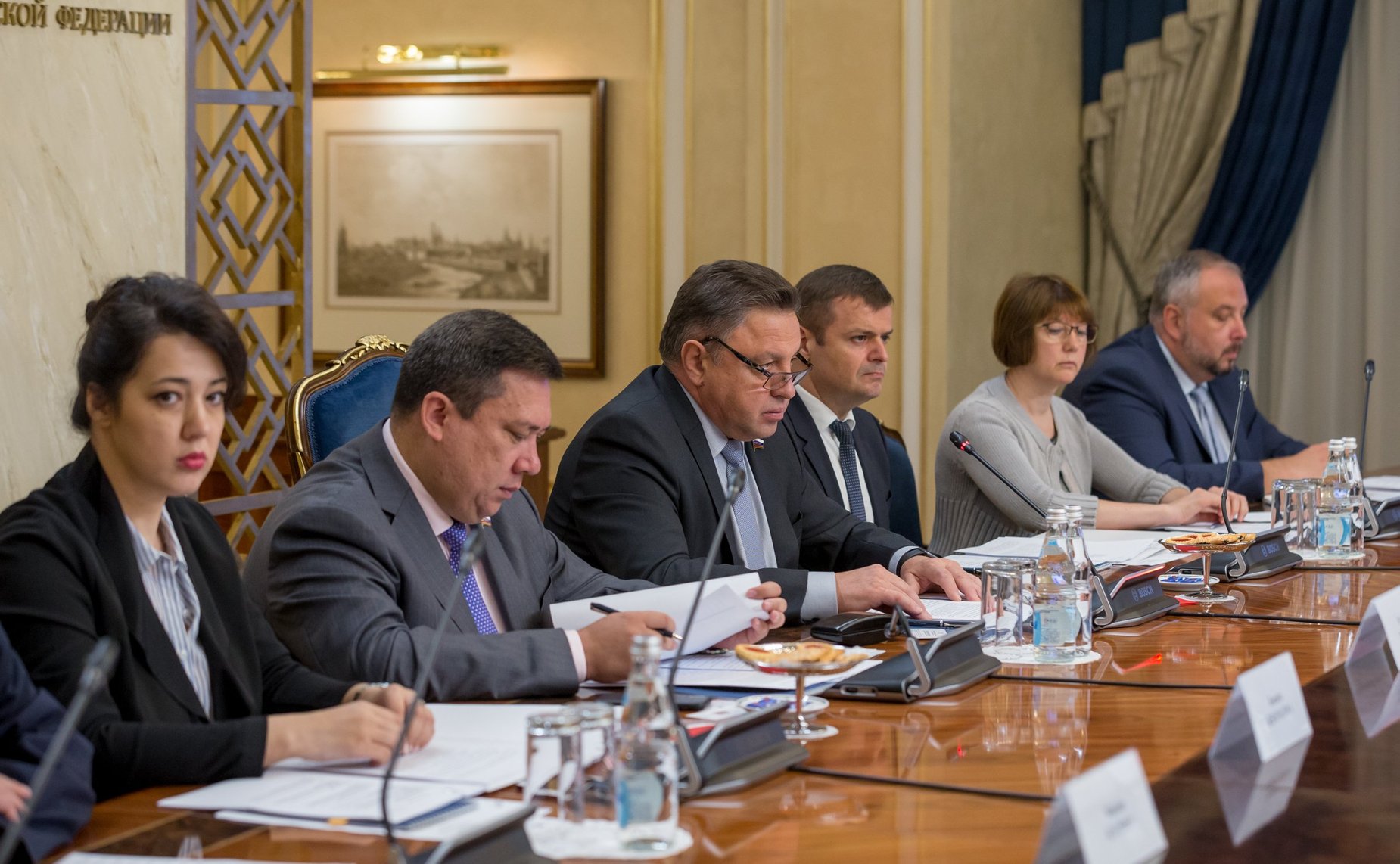 Встреча Вячеслава Тимченко с председателем Почетного собрания Совета представителей регионов Республики Индонезии Мервином Садипуном Комбером